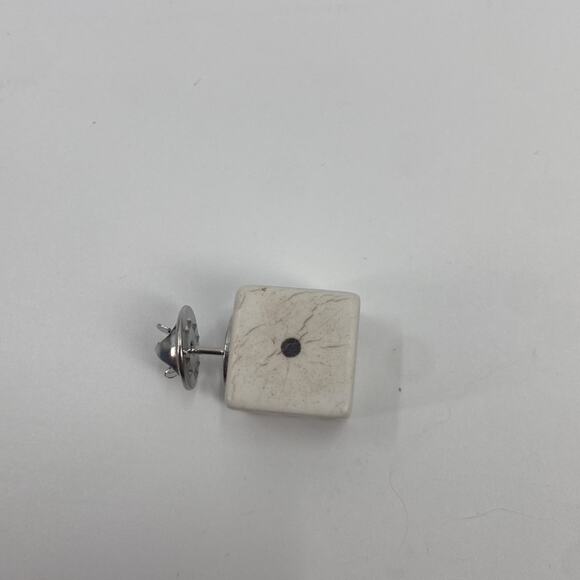 Handmade D&D dice pin - Picture 4 of 6